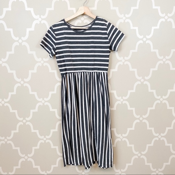 Dresses & Skirts - Midi-Length Grey and White Striped Dress